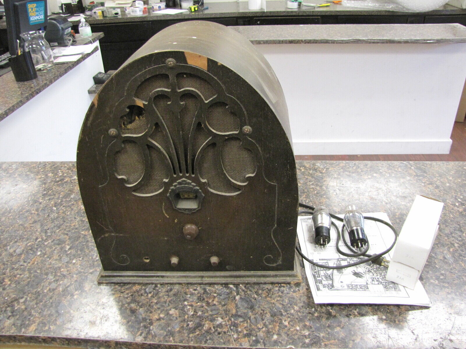 Vintage Philco 1920's Cathedral Tube Radio Model 20 - Powers restoration project
