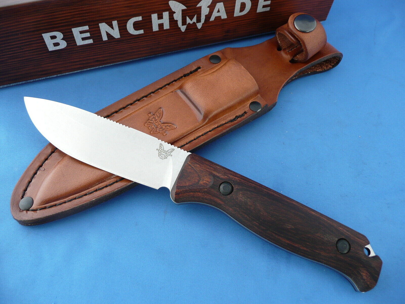 Benchmade 15002 Saddle Mountain Skinner Knife S30V Wood Handle Leather Sheath